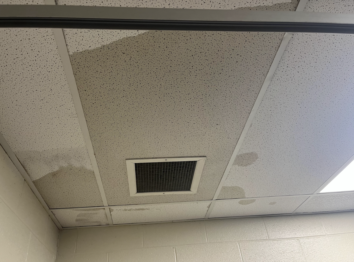Water infiltration in TMS Classroom