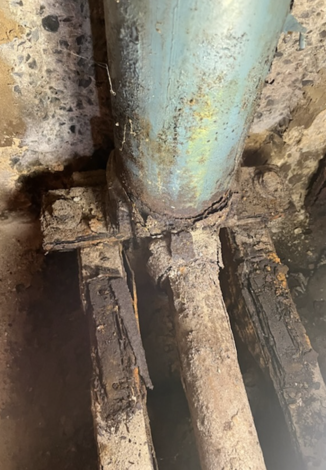 Central Office elevator cylinders that need to be replaced